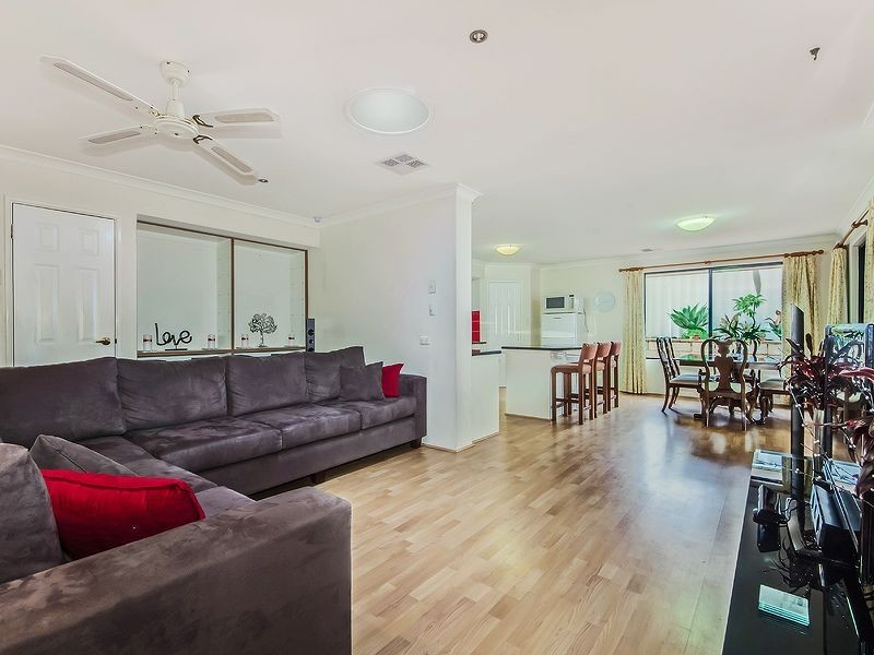 19 Narooma Close, Waikiki WA 6169