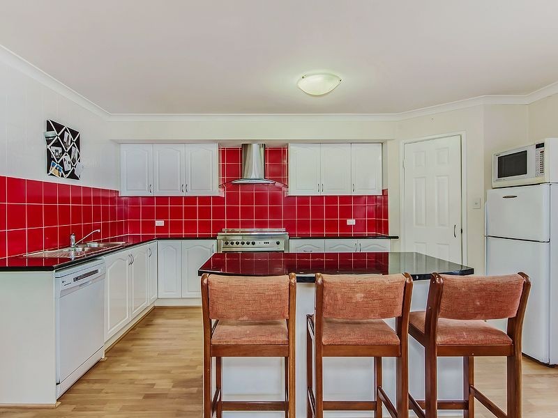 19 Narooma Close, Waikiki WA 6169