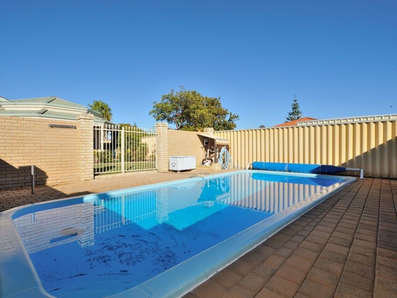 705 Safety Bay Road, Warnbro WA 6169