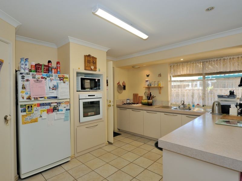 705 Safety Bay Road, Warnbro WA 6169