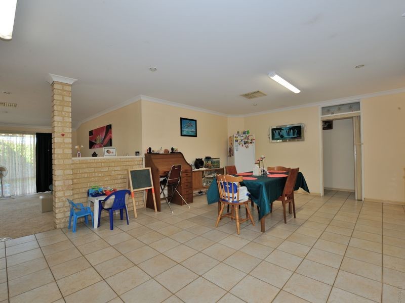 705 Safety Bay Road, Warnbro WA 6169