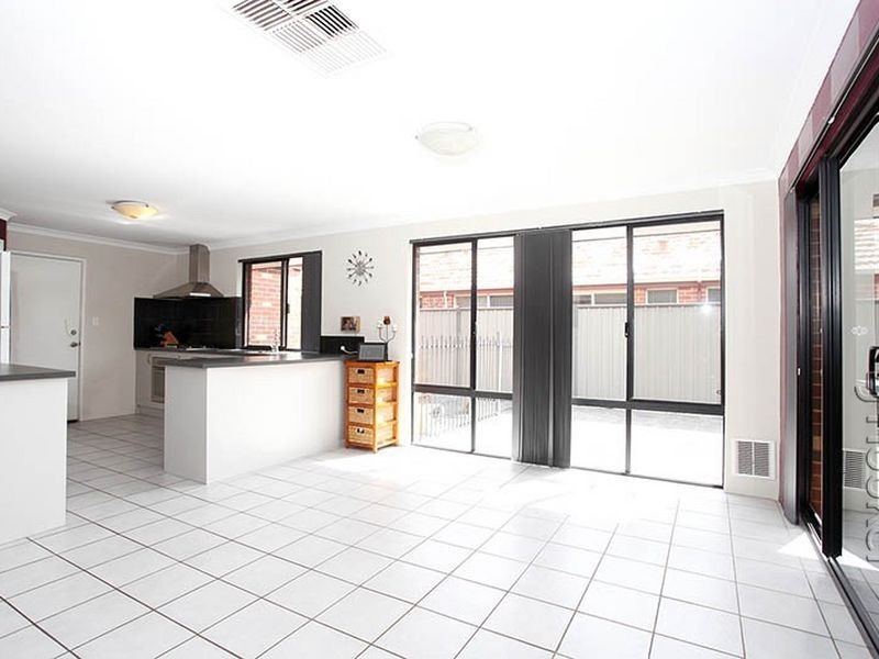 27 Kootingal Bend, Baldivis WA 6171