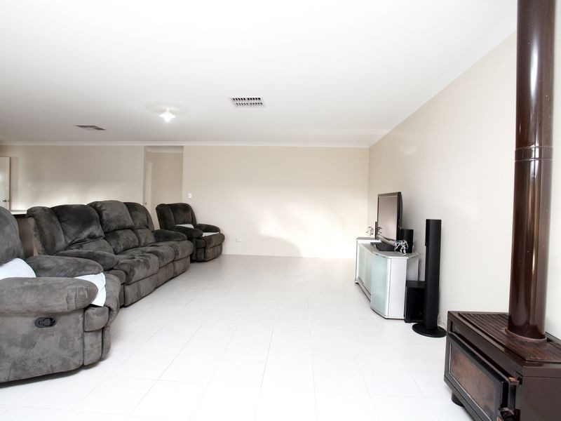 3 Rememberance Drive, Baldivis WA 6171