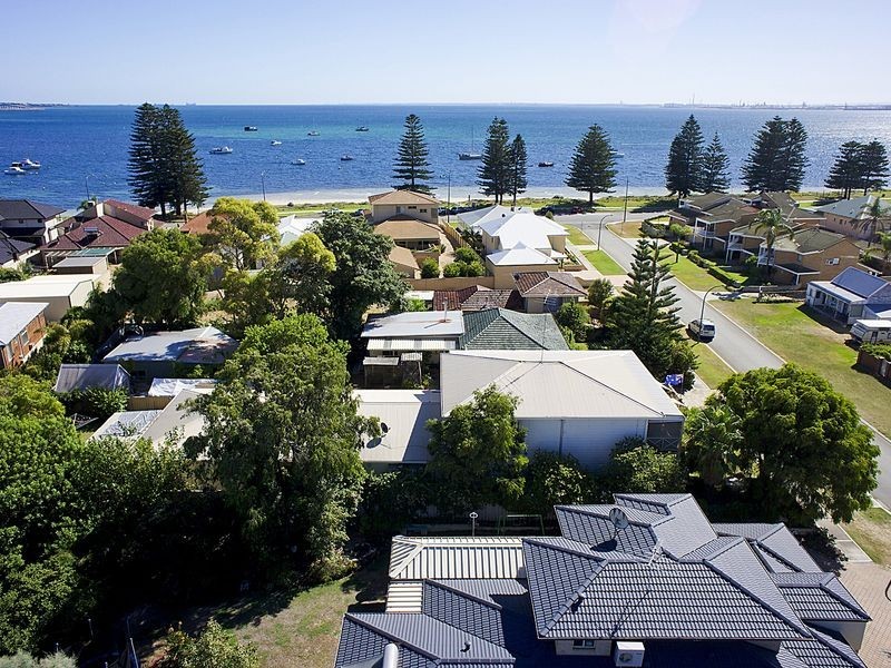 7 Vista Avenue, Rockingham WA 6168