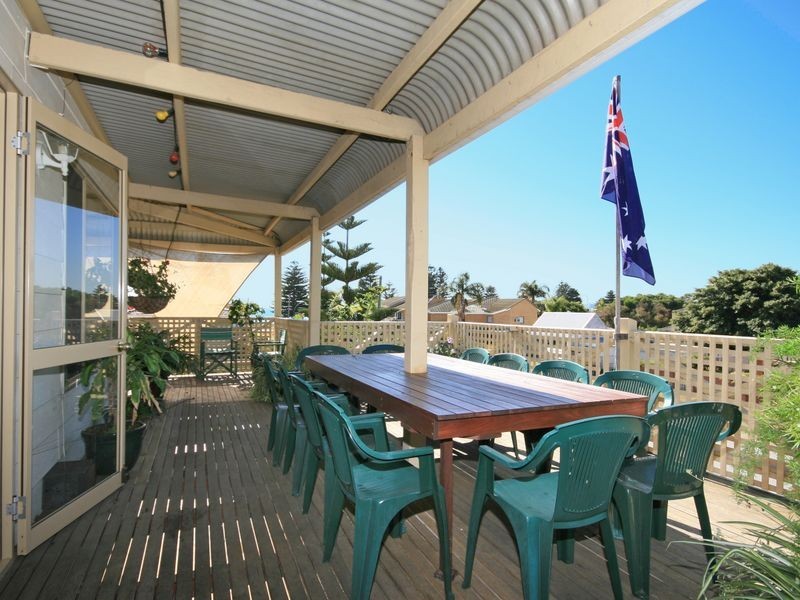 7 Vista Avenue, Rockingham WA 6168