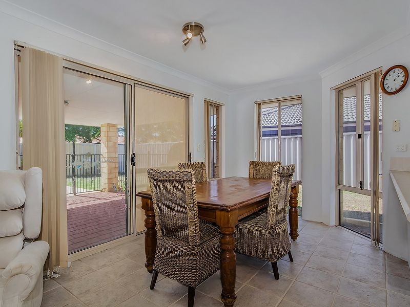 73 San Sebastian Boulevard, Port Kennedy WA 6172