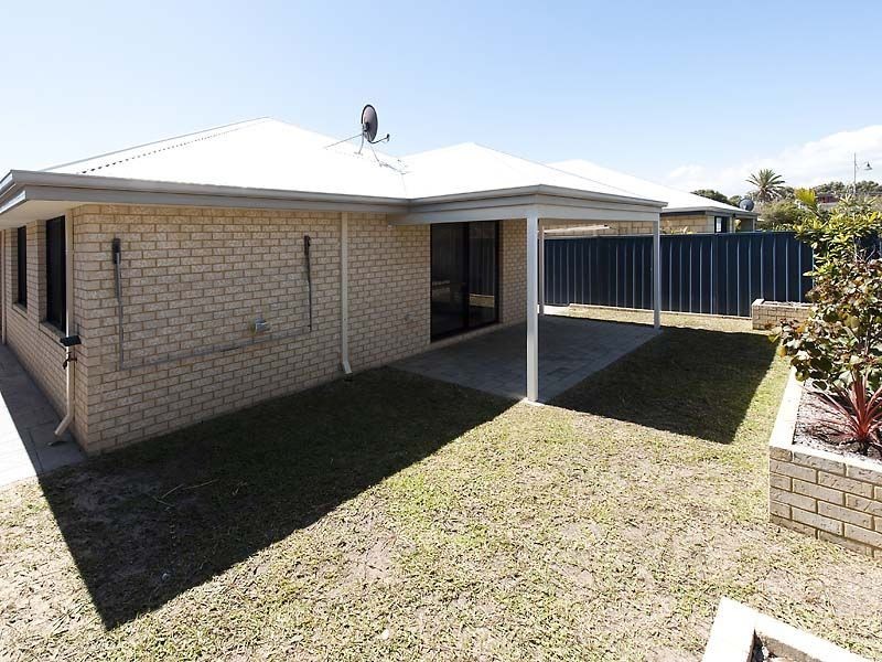 9 Ortona Crescent, Secret Harbour WA 6173