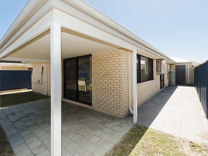 9 Ortona Crescent, Secret Harbour WA 6173