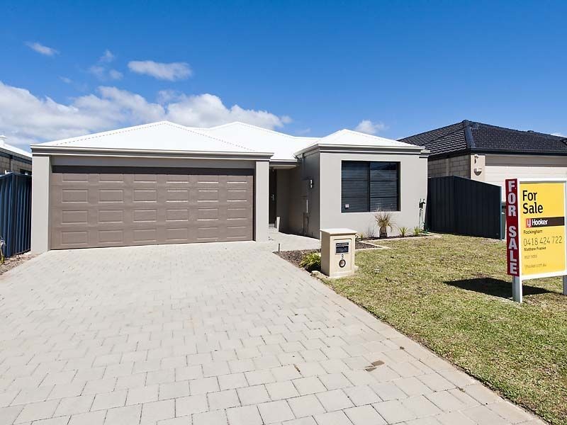 9 Ortona Crescent, Secret Harbour WA 6173