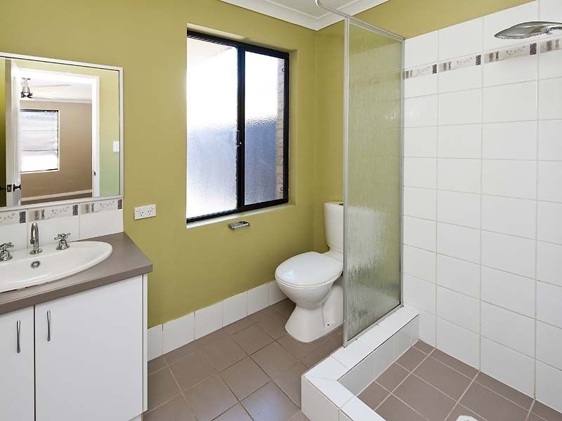 9 Ortona Crescent, Secret Harbour WA 6173