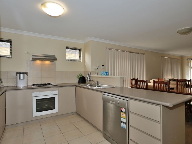 45 Kumarina Drive, Secret Harbour WA 6173