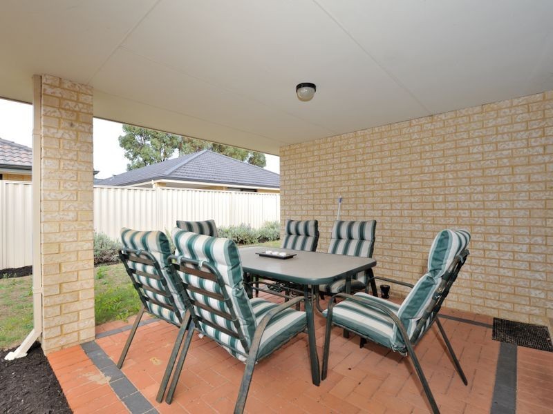 45 Kumarina Drive, Secret Harbour WA 6173