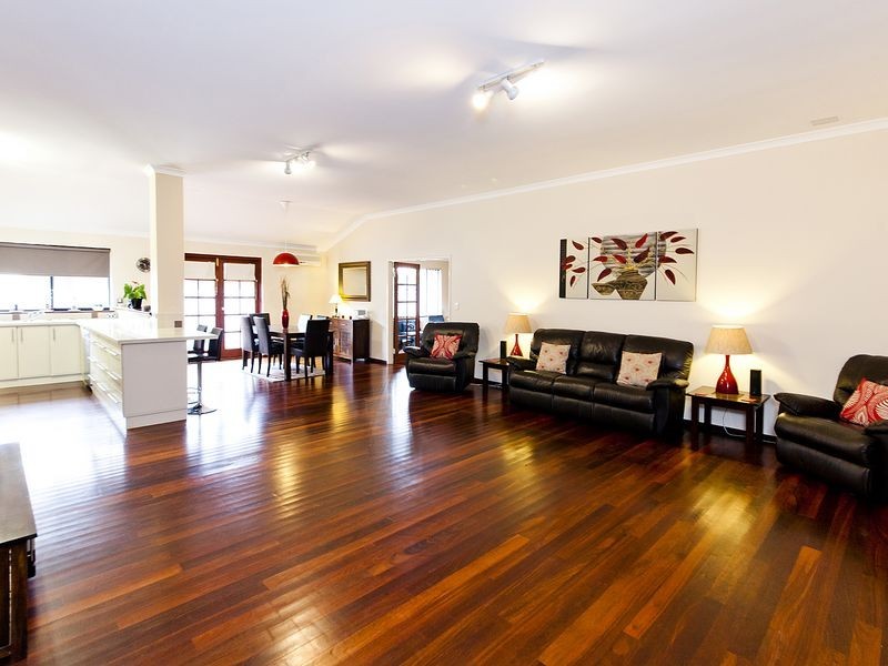 20 Durance Drive, Port Kennedy WA 6172