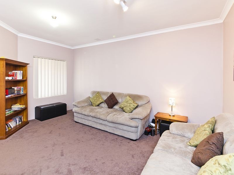 20 Durance Drive, Port Kennedy WA 6172