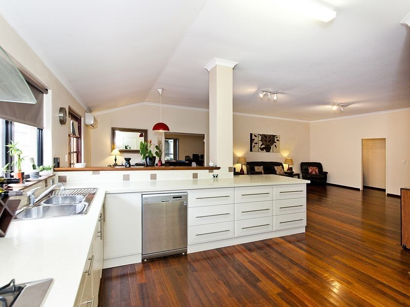 20 Durance Drive, Port Kennedy WA 6172