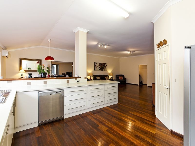 20 Durance Drive, Port Kennedy WA 6172