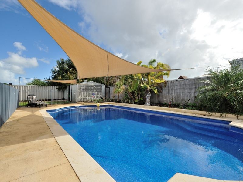 75 Fairview Drive, Waikiki WA 6169