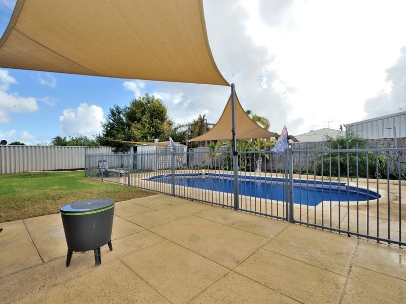 75 Fairview Drive, Waikiki WA 6169