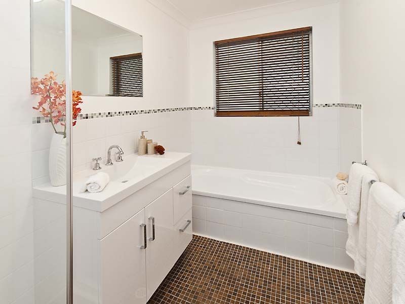 67 Cambridge Crescent, Cooloongup WA 6168