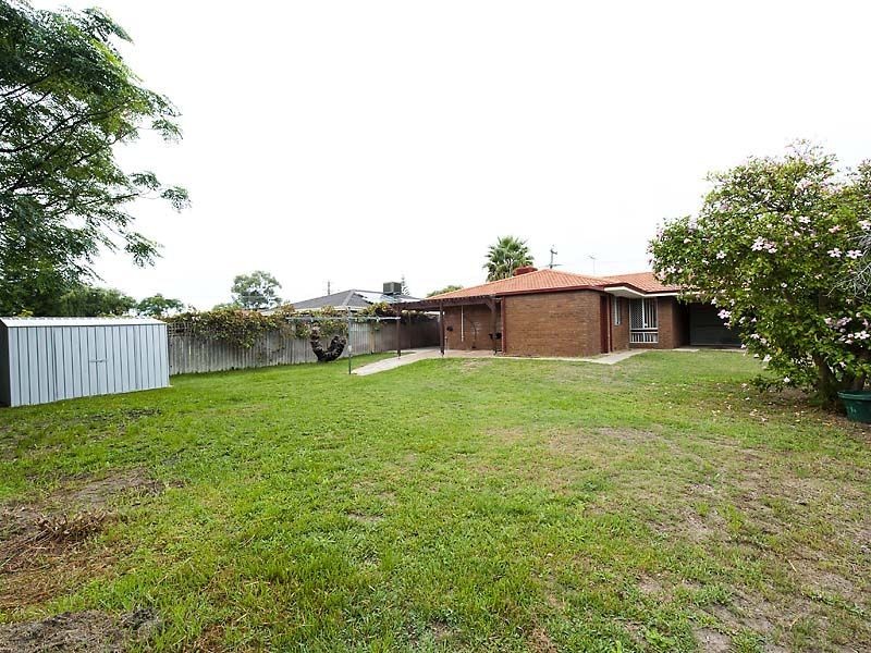 67 Cambridge Crescent, Cooloongup WA 6168