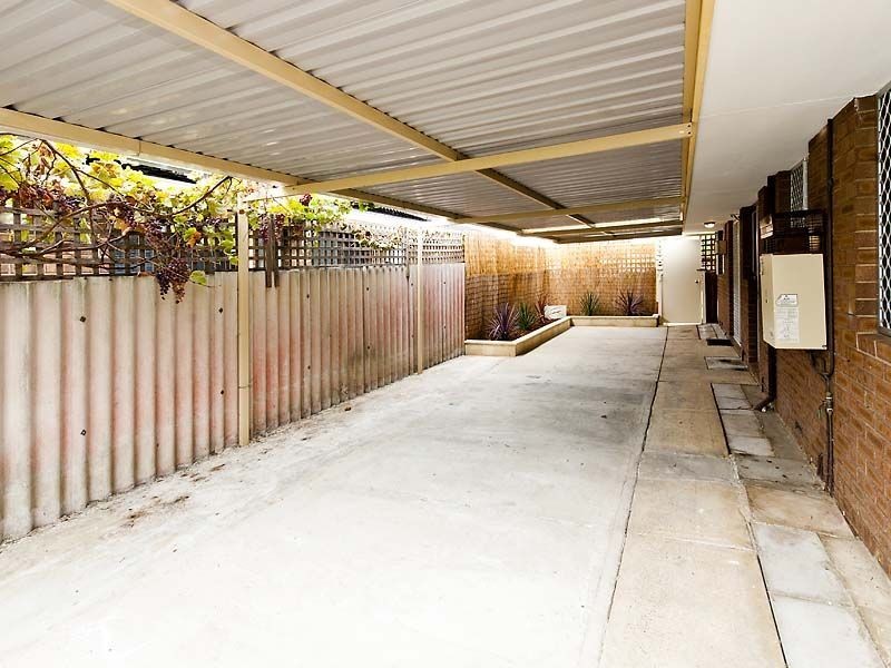 67 Cambridge Crescent, Cooloongup WA 6168