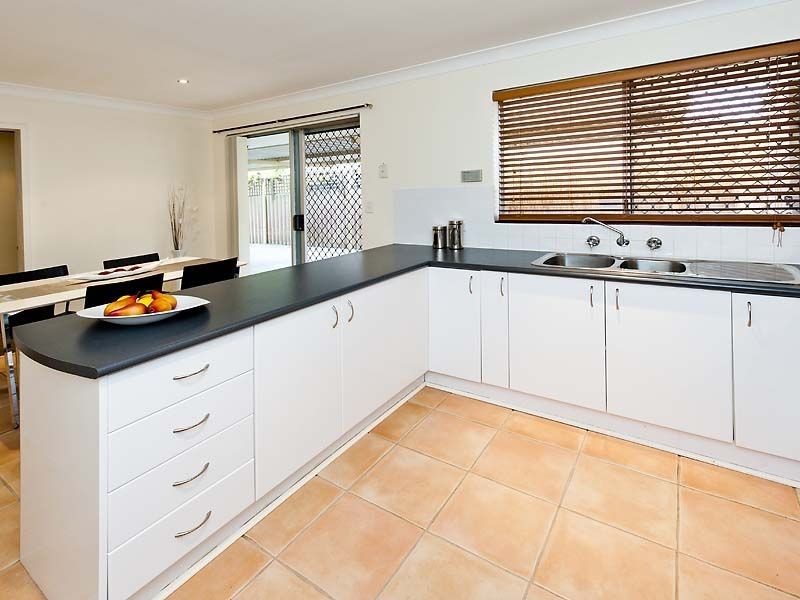 67 Cambridge Crescent, Cooloongup WA 6168