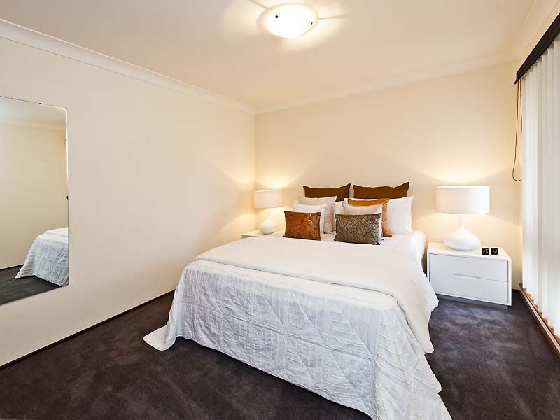 67 Cambridge Crescent, Cooloongup WA 6168