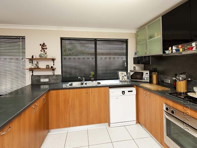 21 Merida Loop, Port Kennedy WA 6172