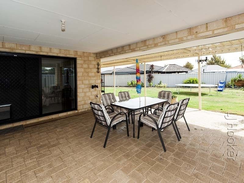 21 Merida Loop, Port Kennedy WA 6172