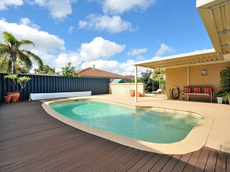 10 Bunbury Place, Rockingham WA 6168