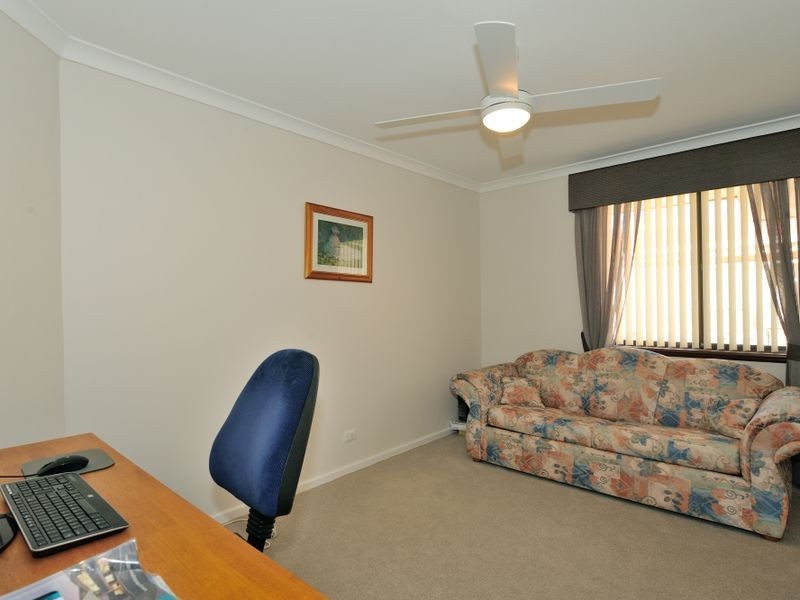 10 Bunbury Place, Rockingham WA 6168