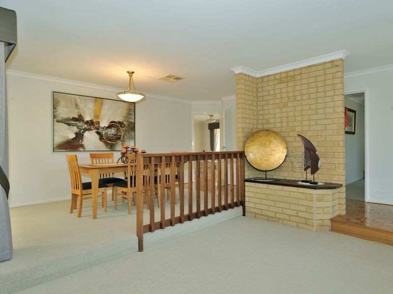 10 Bunbury Place, Rockingham WA 6168