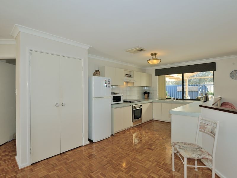 10 Bunbury Place, Rockingham WA 6168