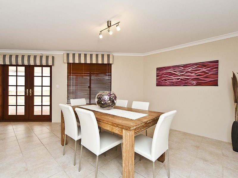 24 Edgecumbe Terrace, Baldivis WA 6171