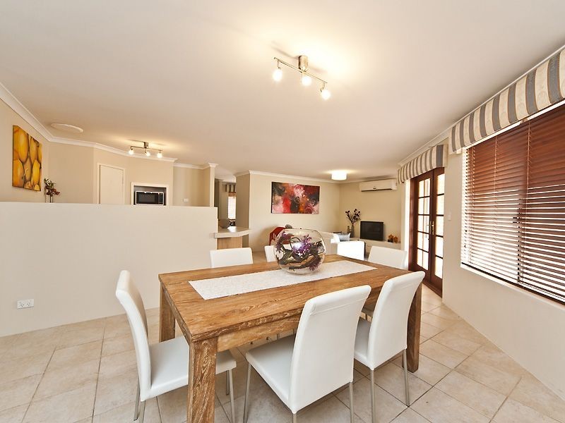 24 Edgecumbe Terrace, Baldivis WA 6171