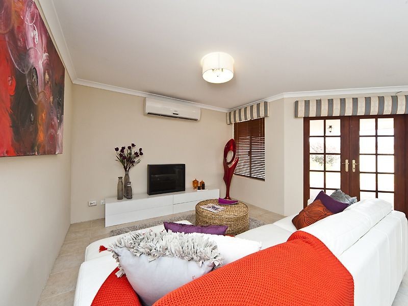 24 Edgecumbe Terrace, Baldivis WA 6171