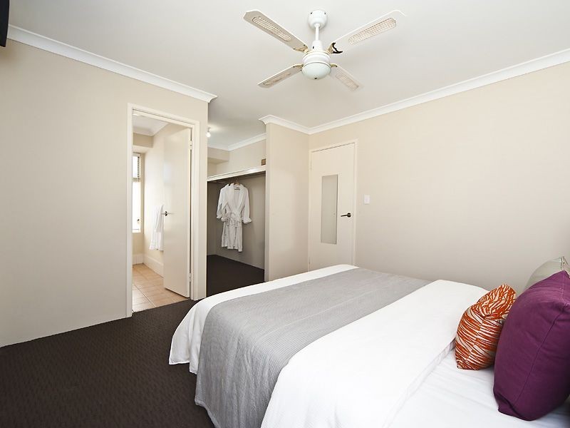 24 Edgecumbe Terrace, Baldivis WA 6171