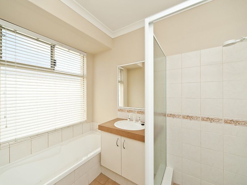 24 Edgecumbe Terrace, Baldivis WA 6171