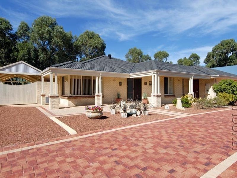 14 Oak Way, Baldivis WA 6171