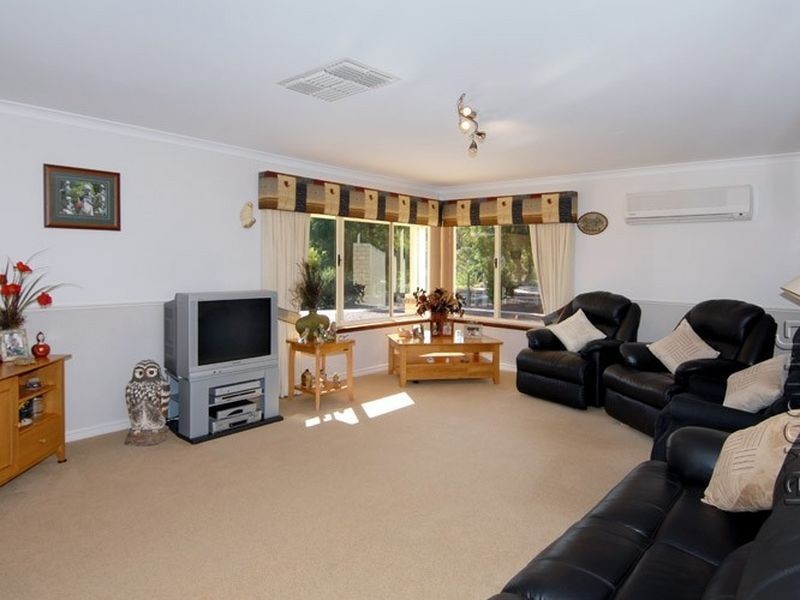 14 Oak Way, Baldivis WA 6171