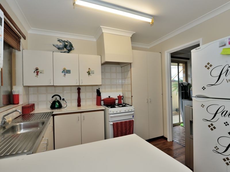133 Willmott Drive, Cooloongup WA 6168