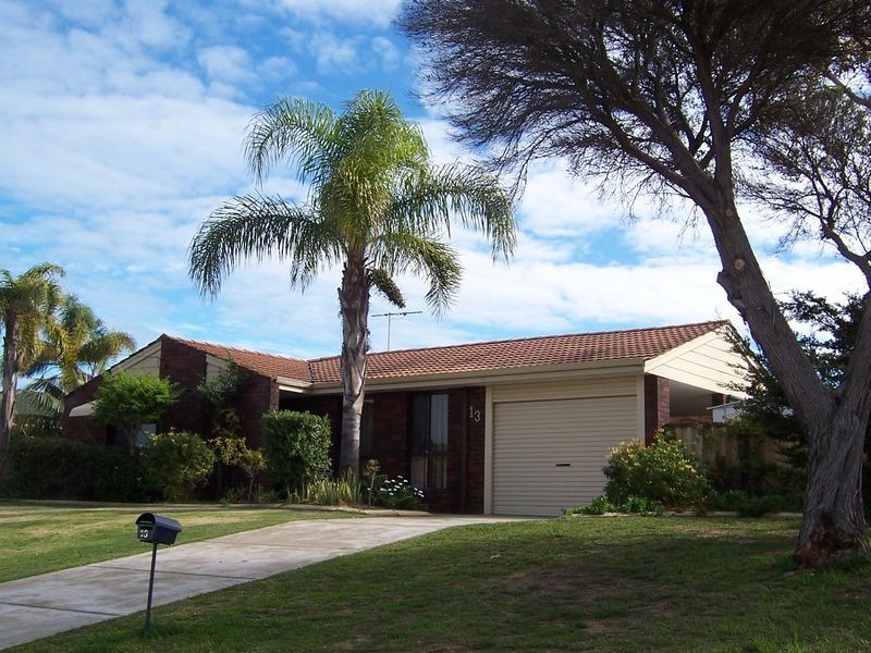 13 Millgrove Avenue, Cooloongup WA 6168