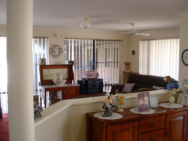 11 Flores Place, Waikiki WA 6169