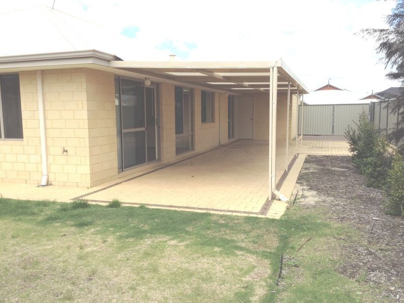 31 Howitzer Turn, Darling Downs WA 6122