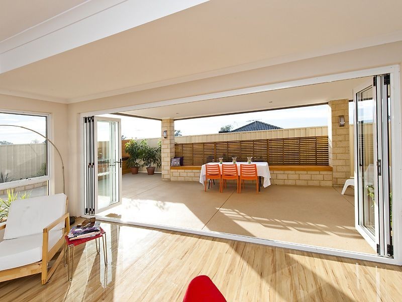 15 Battrass Loop, Baldivis WA 6171