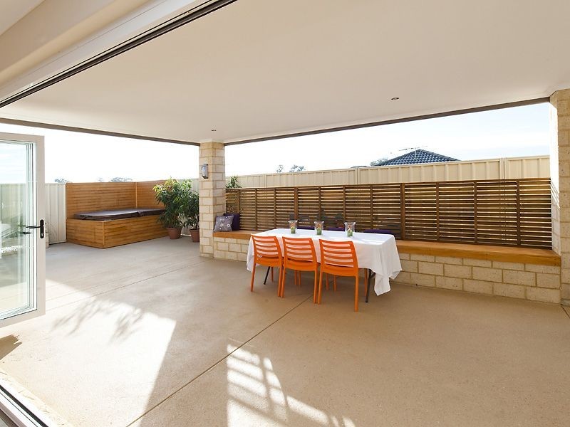 15 Battrass Loop, Baldivis WA 6171