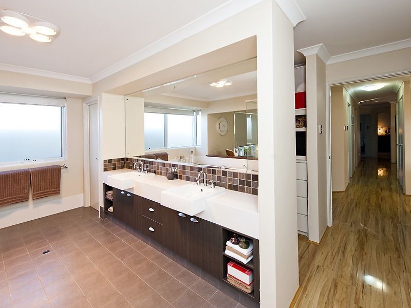 15 Battrass Loop, Baldivis WA 6171
