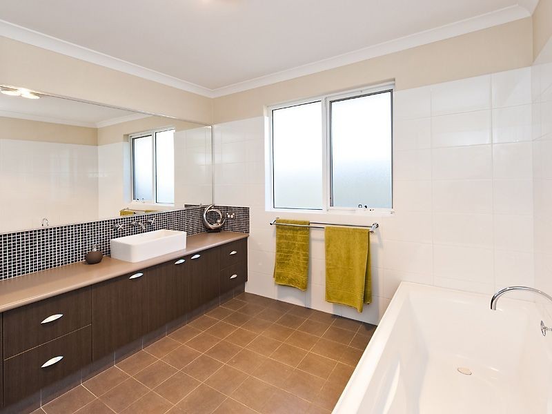 15 Battrass Loop, Baldivis WA 6171