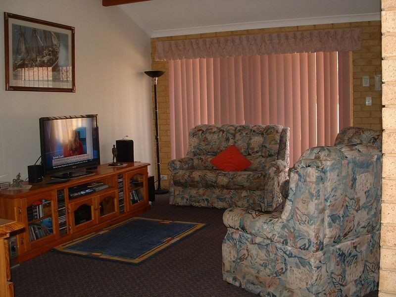 21 Cuthbertson Drive, Cooloongup WA 6168