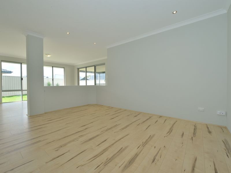 15 Kirra Road, Secret Harbour WA 6173